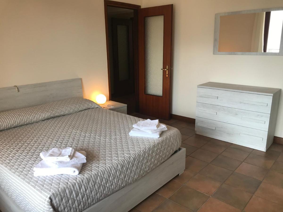 Residenza Margherita トレメッツォ エクステリア 写真