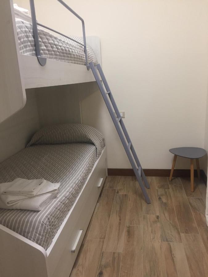 Residenza Margherita トレメッツォ エクステリア 写真